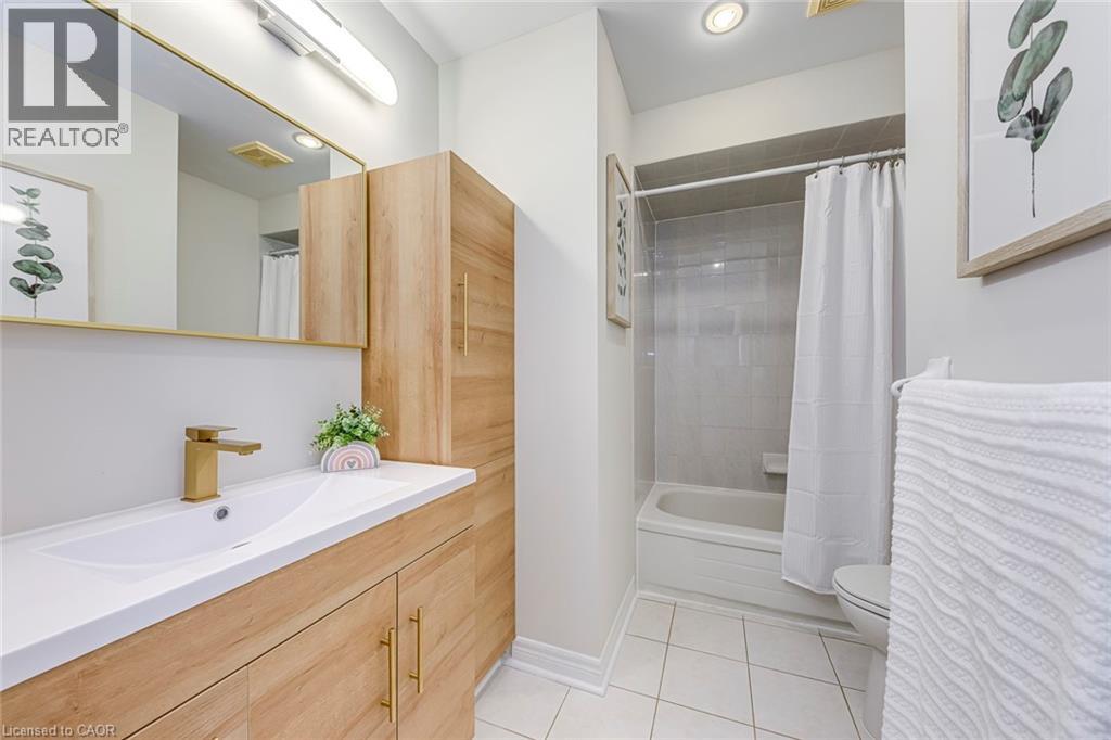 2001 Rosemount Crescent, Oakville, Ontario  L6M 3P5 - Photo 32 - 40791042