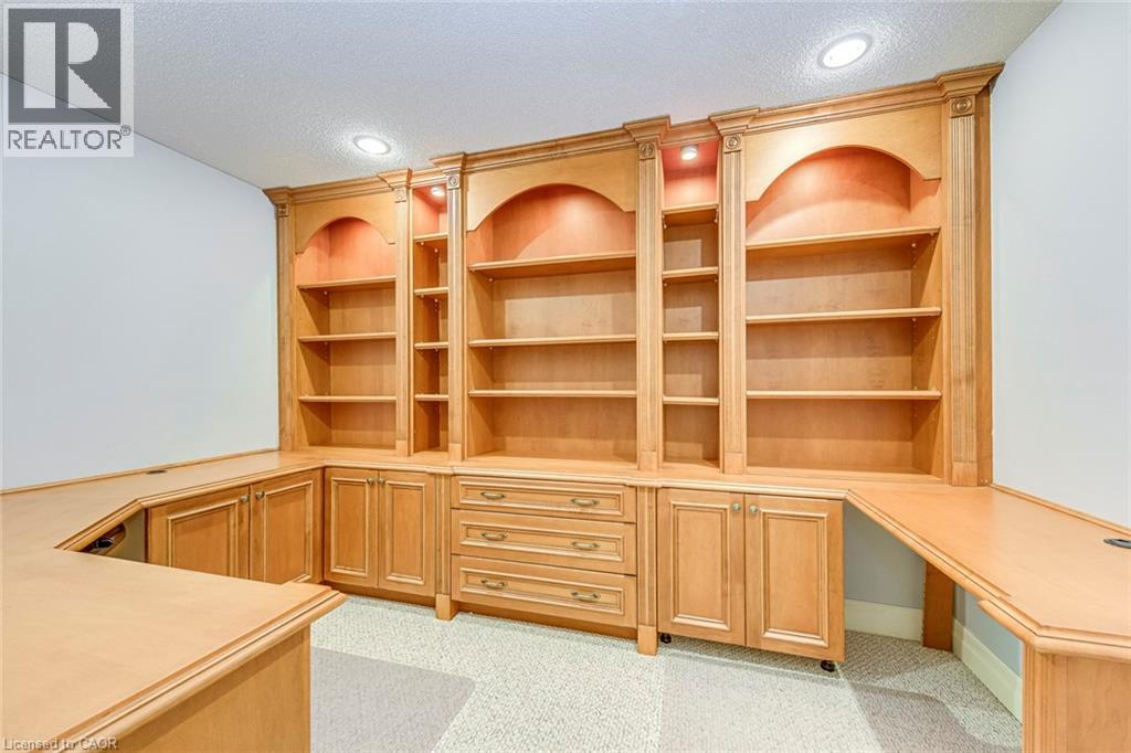 2001 Rosemount Crescent, Oakville, Ontario  L6M 3P5 - Photo 40 - 40791042