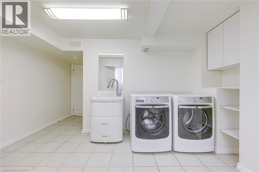 2001 Rosemount Crescent, Oakville, Ontario  L6M 3P5 - Photo 41 - 40791042