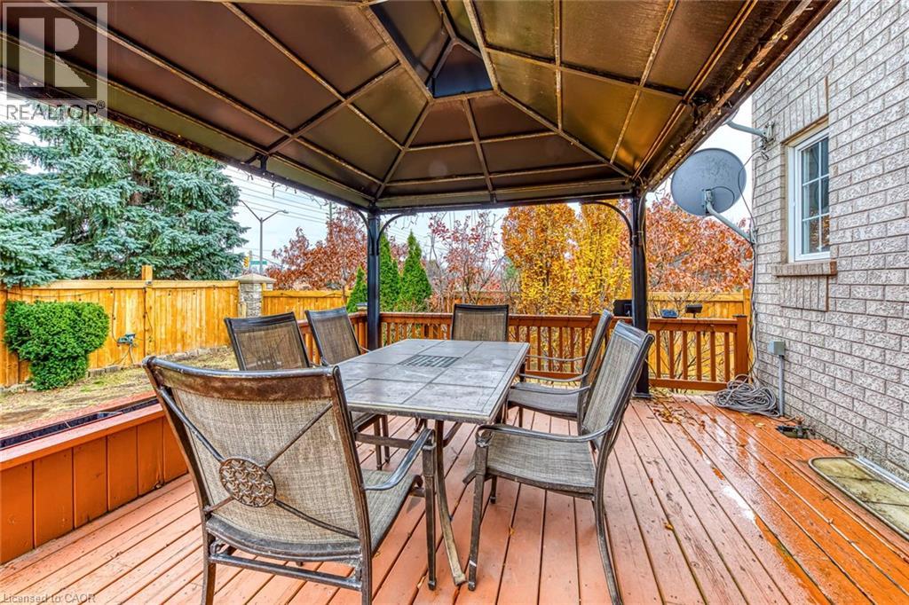 2001 Rosemount Crescent, Oakville, Ontario  L6M 3P5 - Photo 47 - 40791042