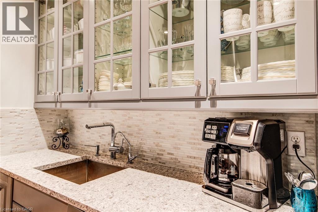 30 Blue Springs Drive Unit# Ph4, Waterloo, Ontario  N2J 4T2 - Photo 9 - 40789048