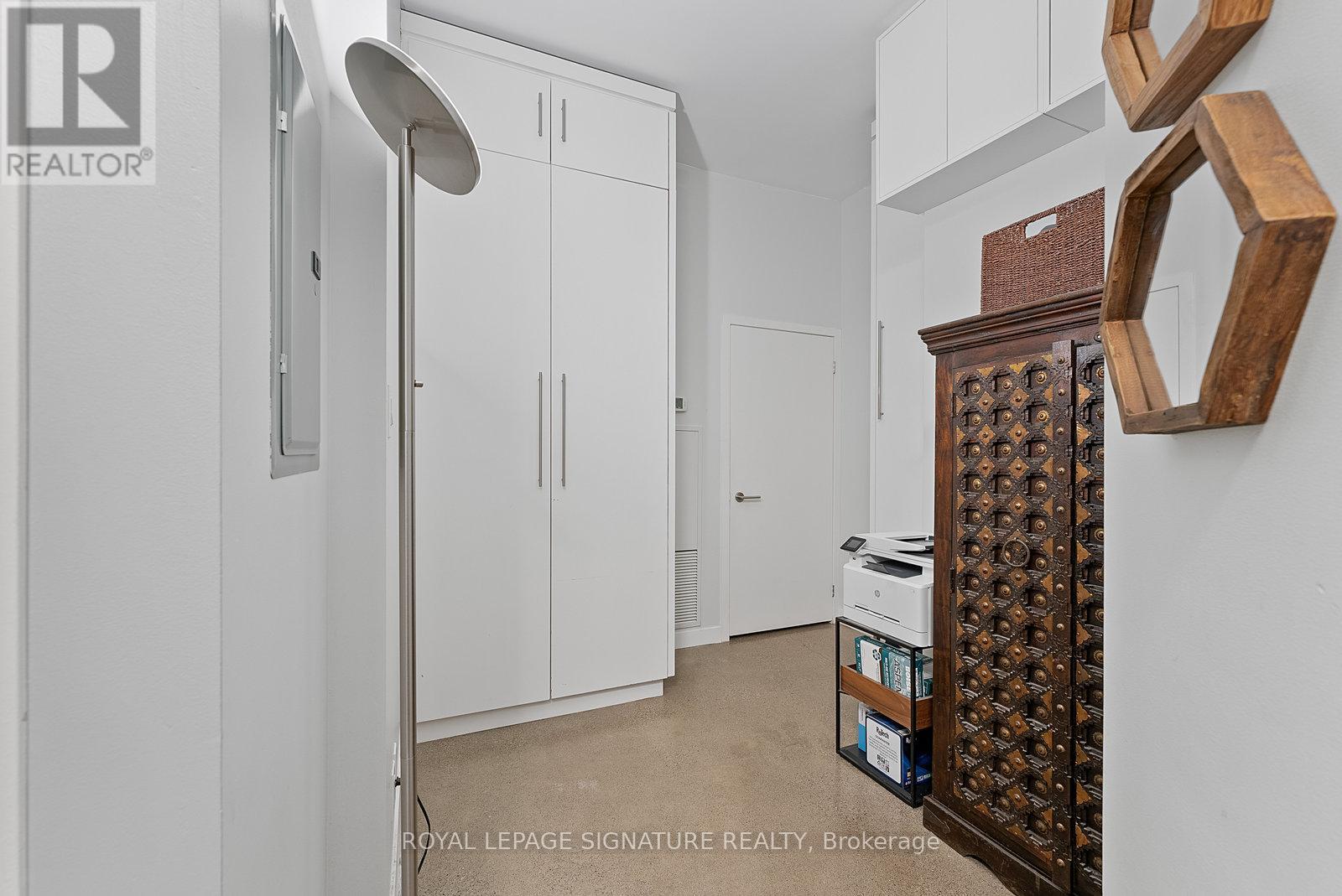 301 - 52 Sumach Street, Toronto (Moss Park), Ontario  M5A 3J7 - Photo 25 - C12581066