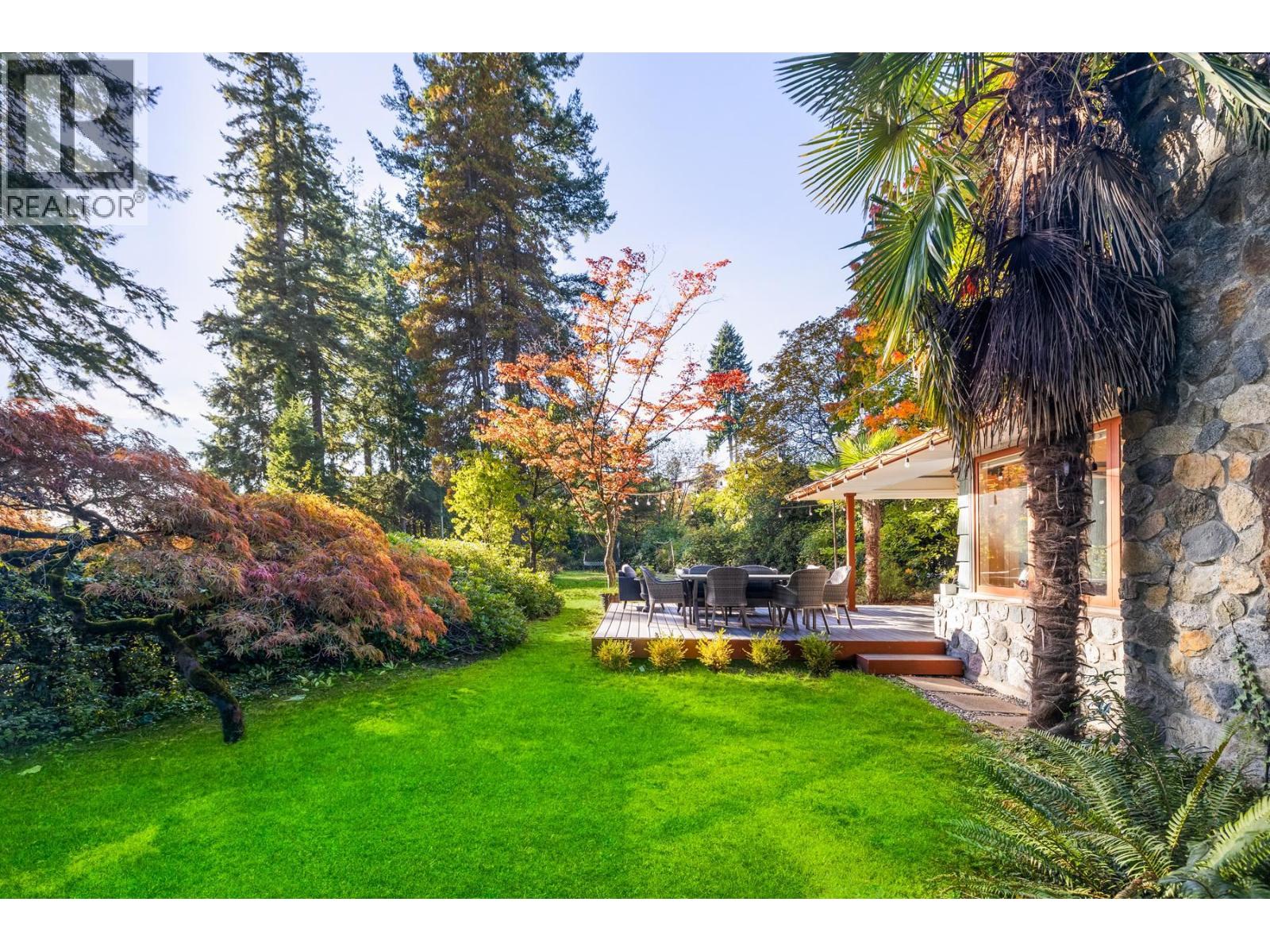 1090 W Keith Road, North Vancouver, British Columbia  V7P 1Y5 - Photo 33 - R3070659