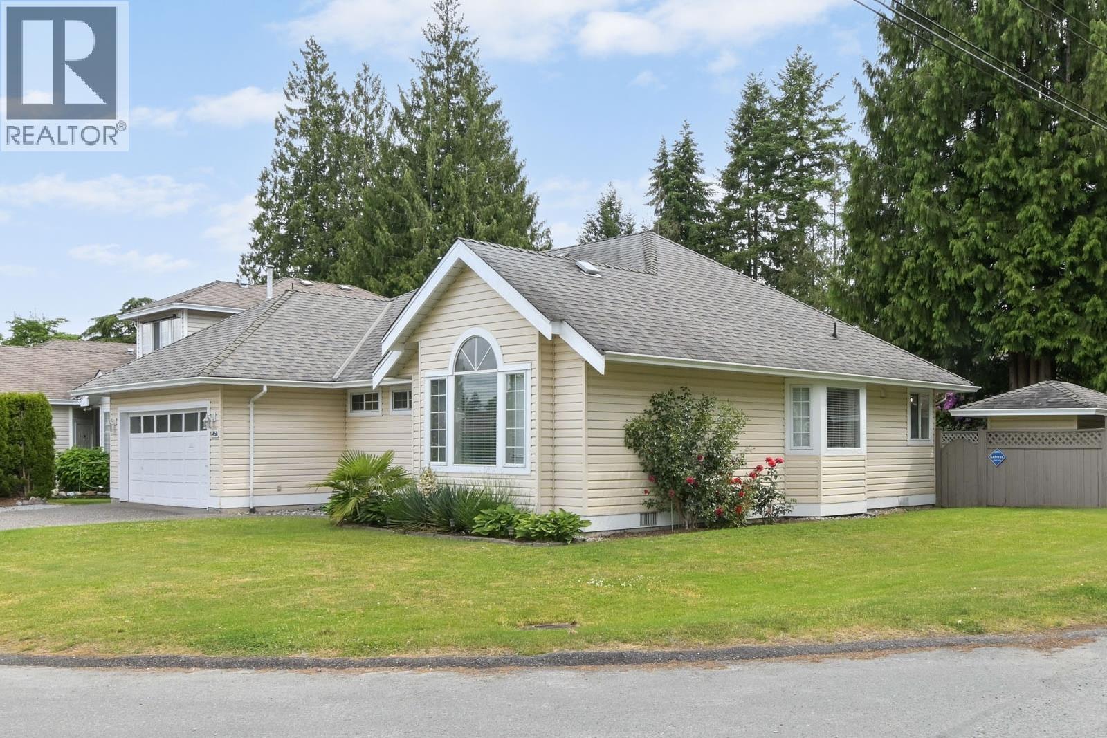 11450 207a Street, Maple Ridge, British Columbia  V2X 0C7 - Photo 1 - R3070682
