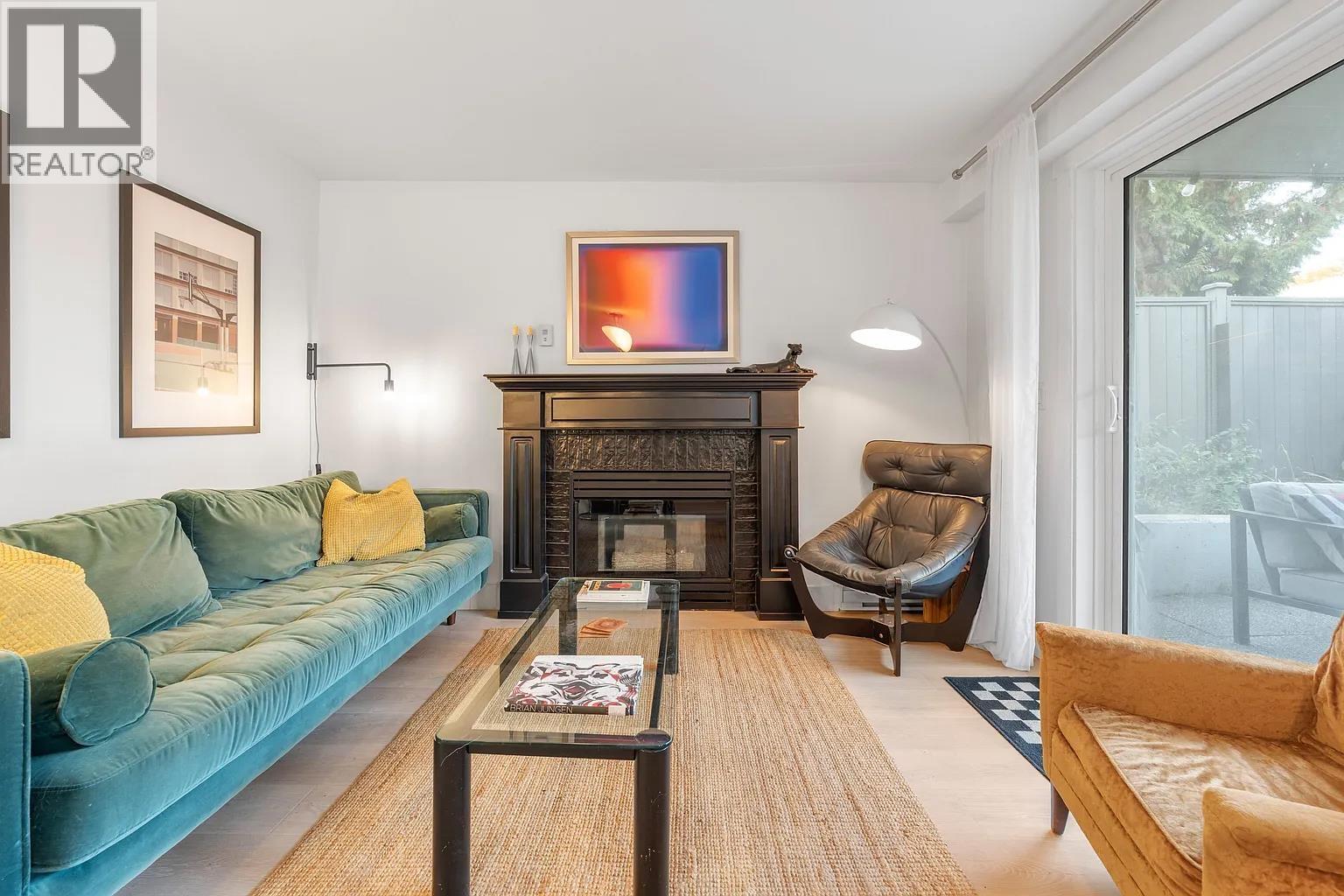 2133 Dundas Street, Vancouver, British Columbia  V5L 1J7 - Photo 5 - R3070652