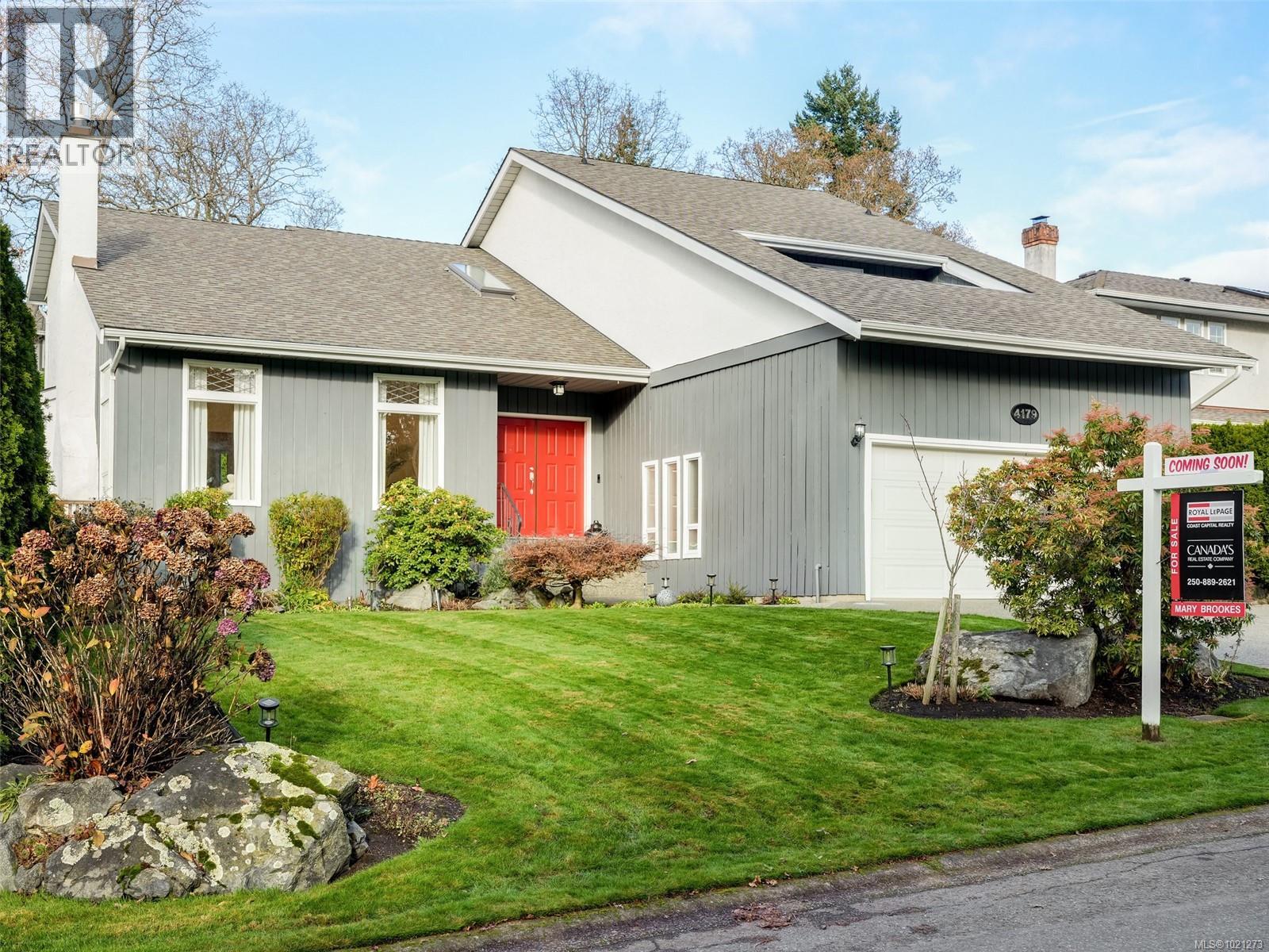 4179 Tuxedo Dr, Saanich, British Columbia V8X 4T1 - Photo 37 - 1021273