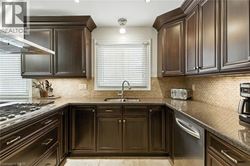 561 Harmony Avenue, Burlington, Ontario  L7N 3S7 - Photo 11 - 40773600