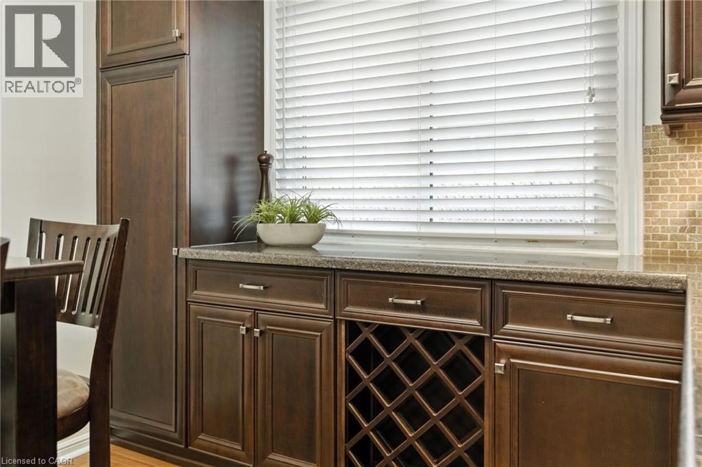 561 Harmony Avenue, Burlington, Ontario  L7N 3S7 - Photo 15 - 40773600