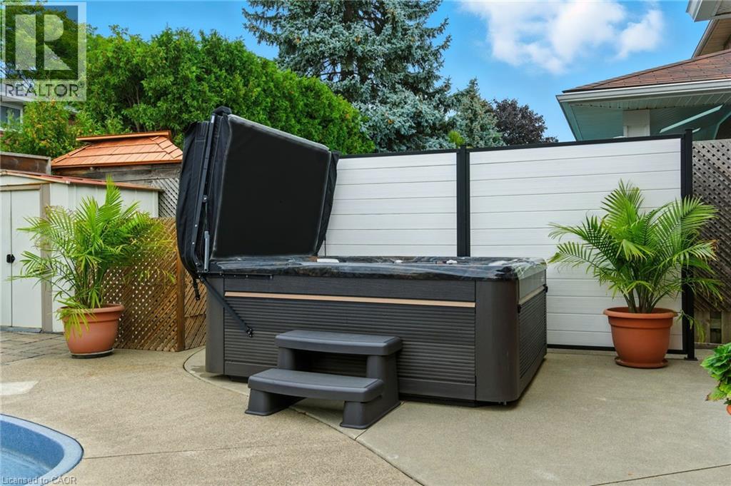 561 Harmony Avenue, Burlington, Ontario  L7N 3S7 - Photo 47 - 40773600