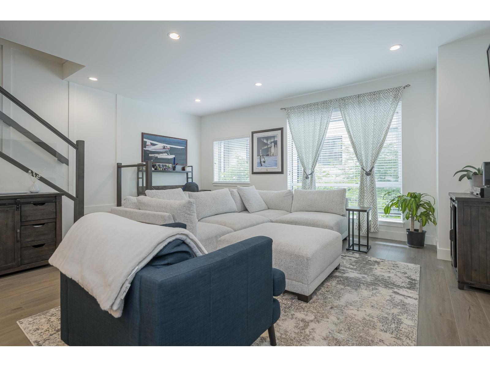 40 15688 28 Avenue, Surrey, British Columbia  V3Z 0N1 - Photo 8 - R3070580