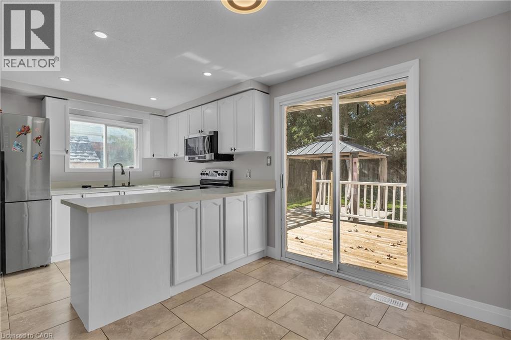 43 Connelly Drive, Kitchener, Ontario  N2N 2T7 - Photo 22 - 40777499