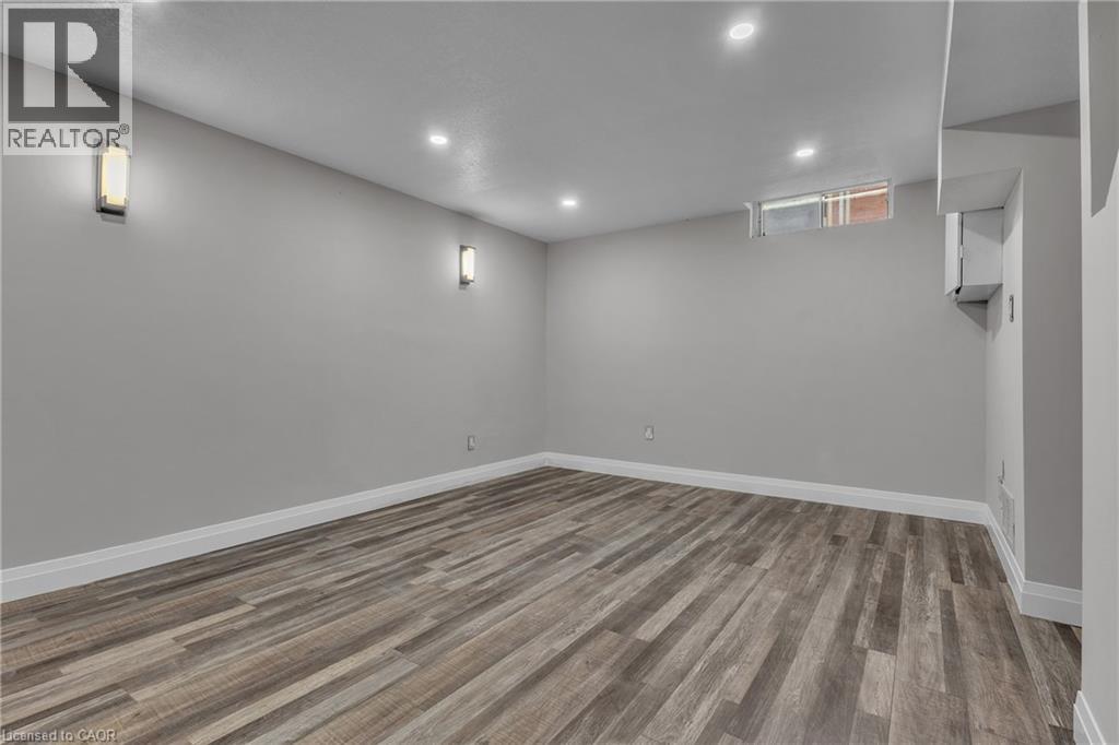 43 Connelly Drive, Kitchener, Ontario  N2N 2T7 - Photo 40 - 40777499