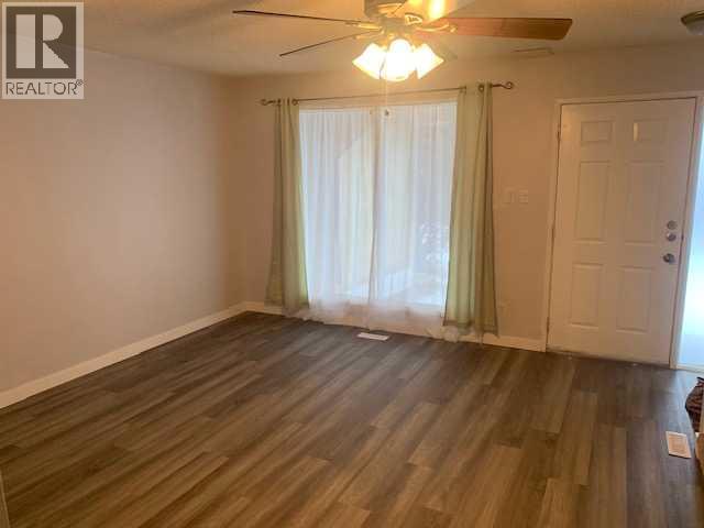 18 Princeton Crescent W, Lethbridge, Alberta  T1K 4S4 - Photo 4 - A2268590