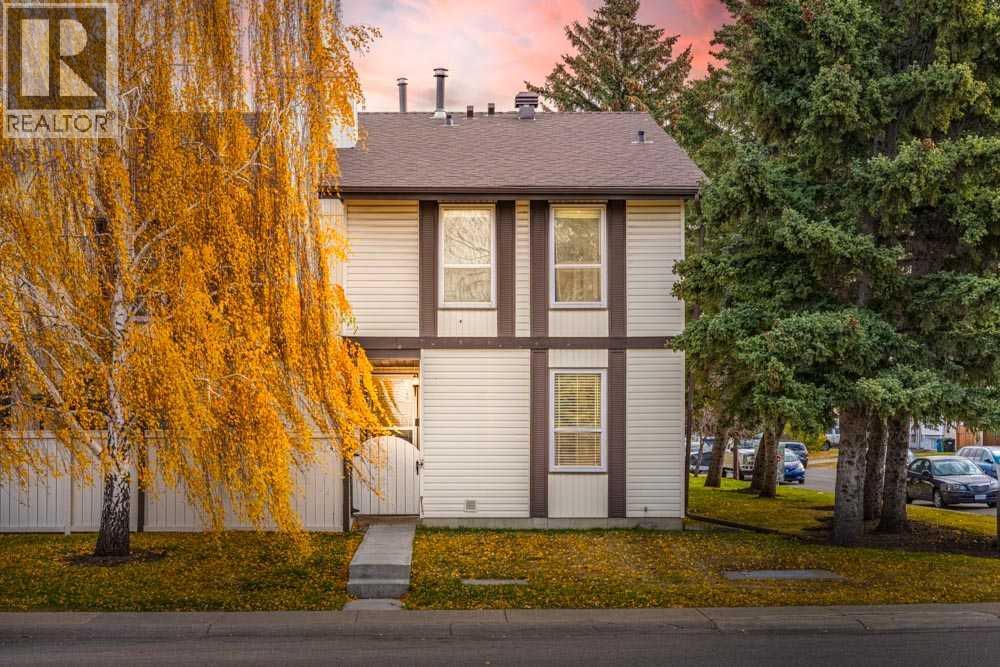 4, 3200 60 Street Ne, Calgary, Alberta  T1Y 4K8 - Photo 1 - A2267996