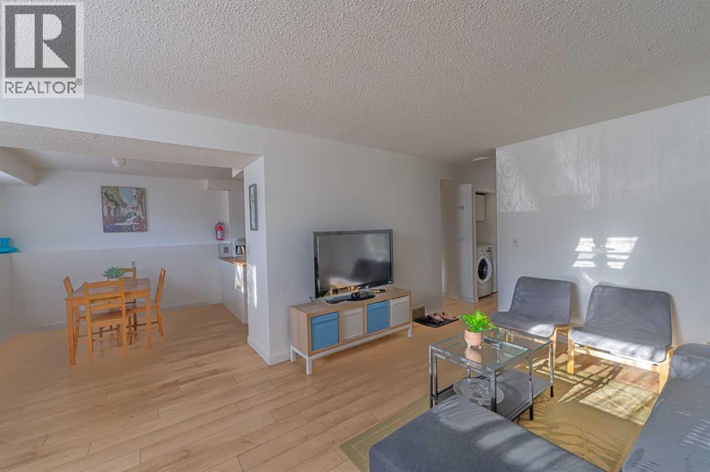 130 27 Avenue Nw, Calgary, Alberta  T2M 2H2 - Photo 30 - A2271591