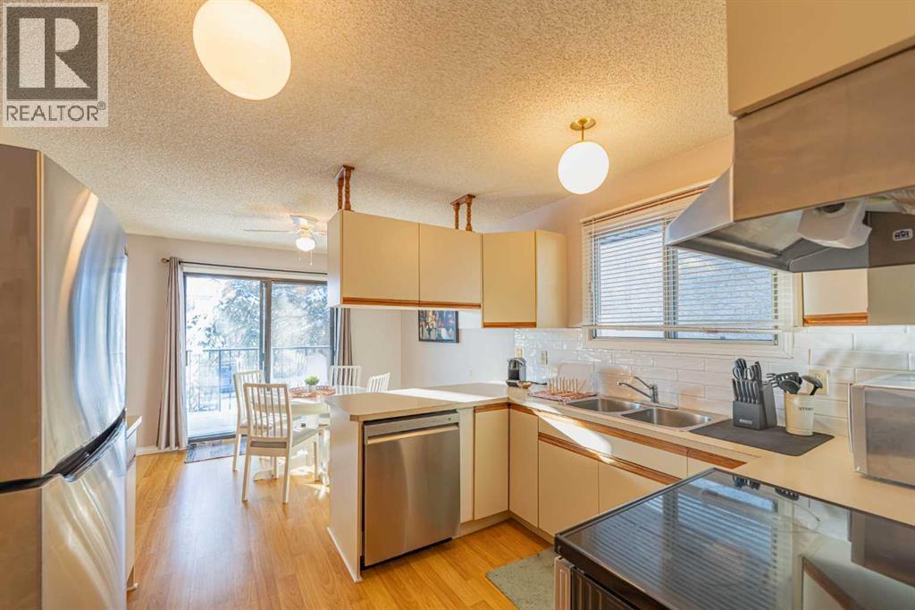 130 27 Avenue Nw, Calgary, Alberta  T2M 2H2 - Photo 4 - A2271591