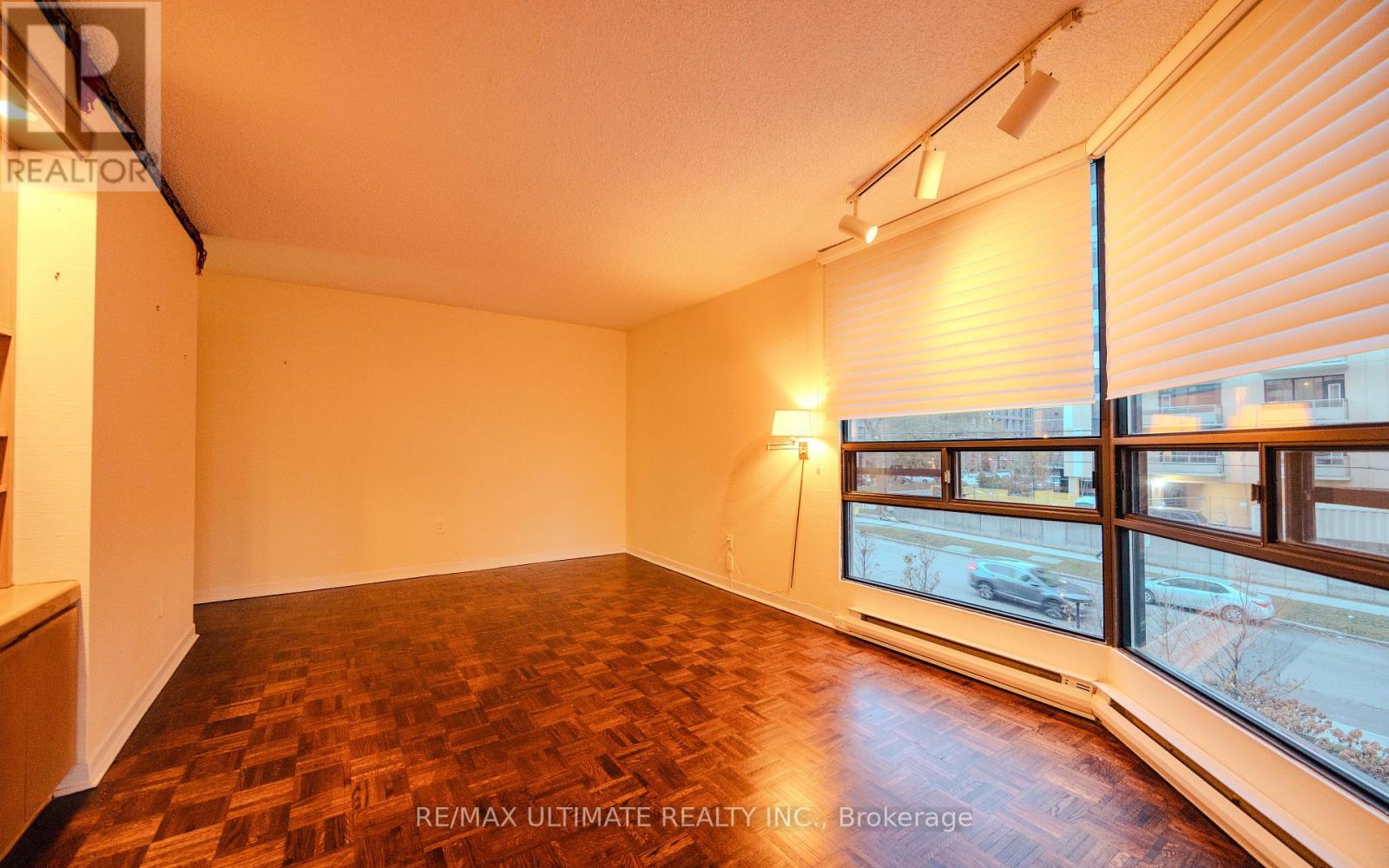 201 - 240 Heath Street W, Toronto, Ontario  M5P 3L5 - Photo 20 - C12583052