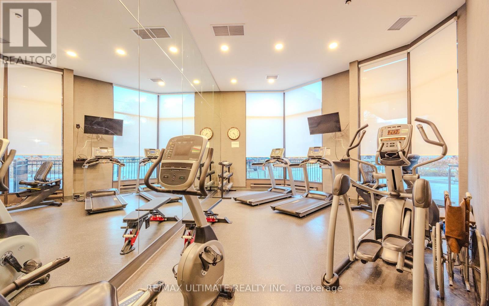 201 - 240 Heath Street W, Toronto, Ontario  M5P 3L5 - Photo 5 - C12583052