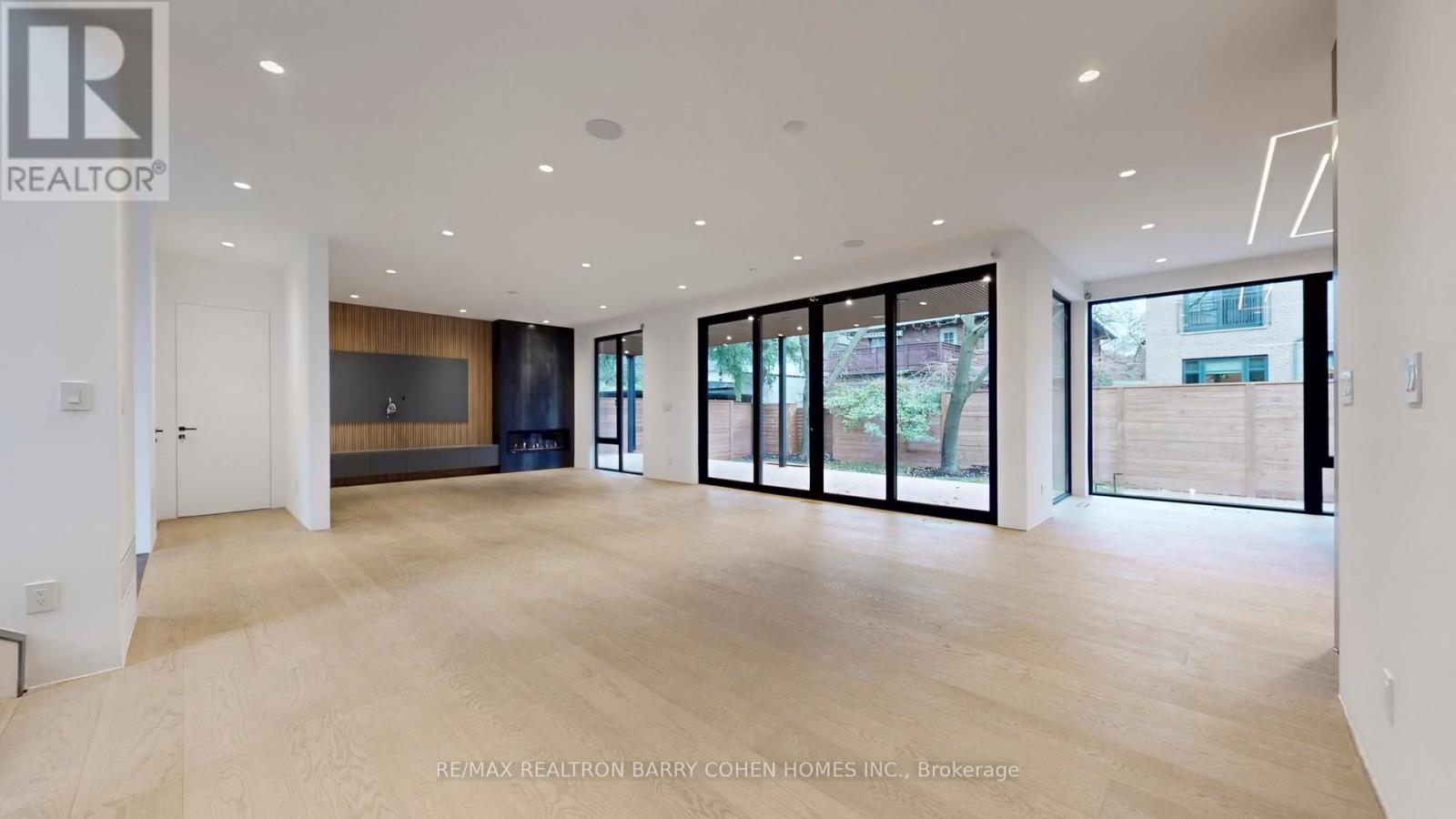 135 Imperial Street, Toronto, Ontario  M5P 1C7 - Photo 3 - C12583102