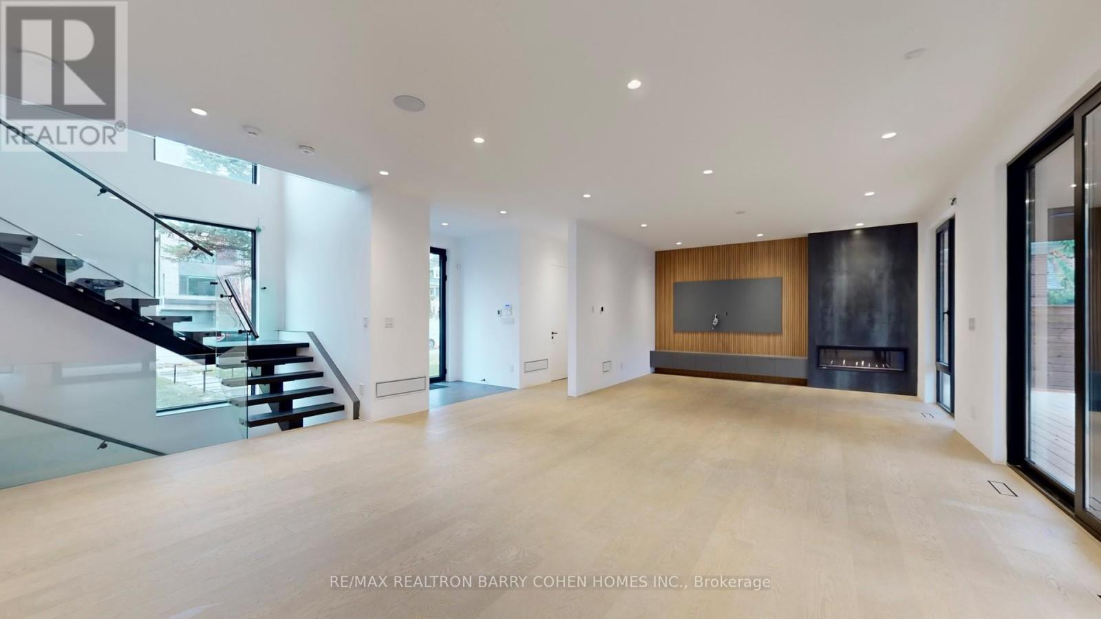 135 Imperial Street, Toronto, Ontario  M5P 1C7 - Photo 4 - C12583102