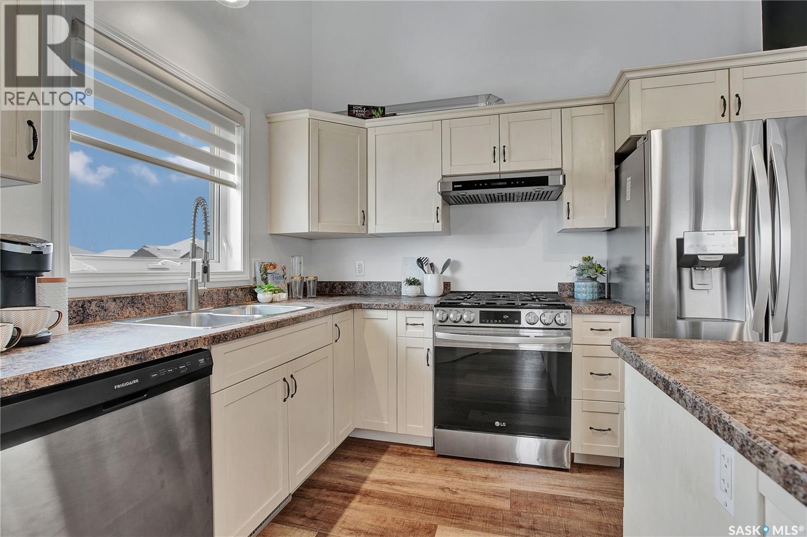 228 Floyd Court, Warman, Saskatchewan  S0K 4S1 - Photo 9 - SK024793