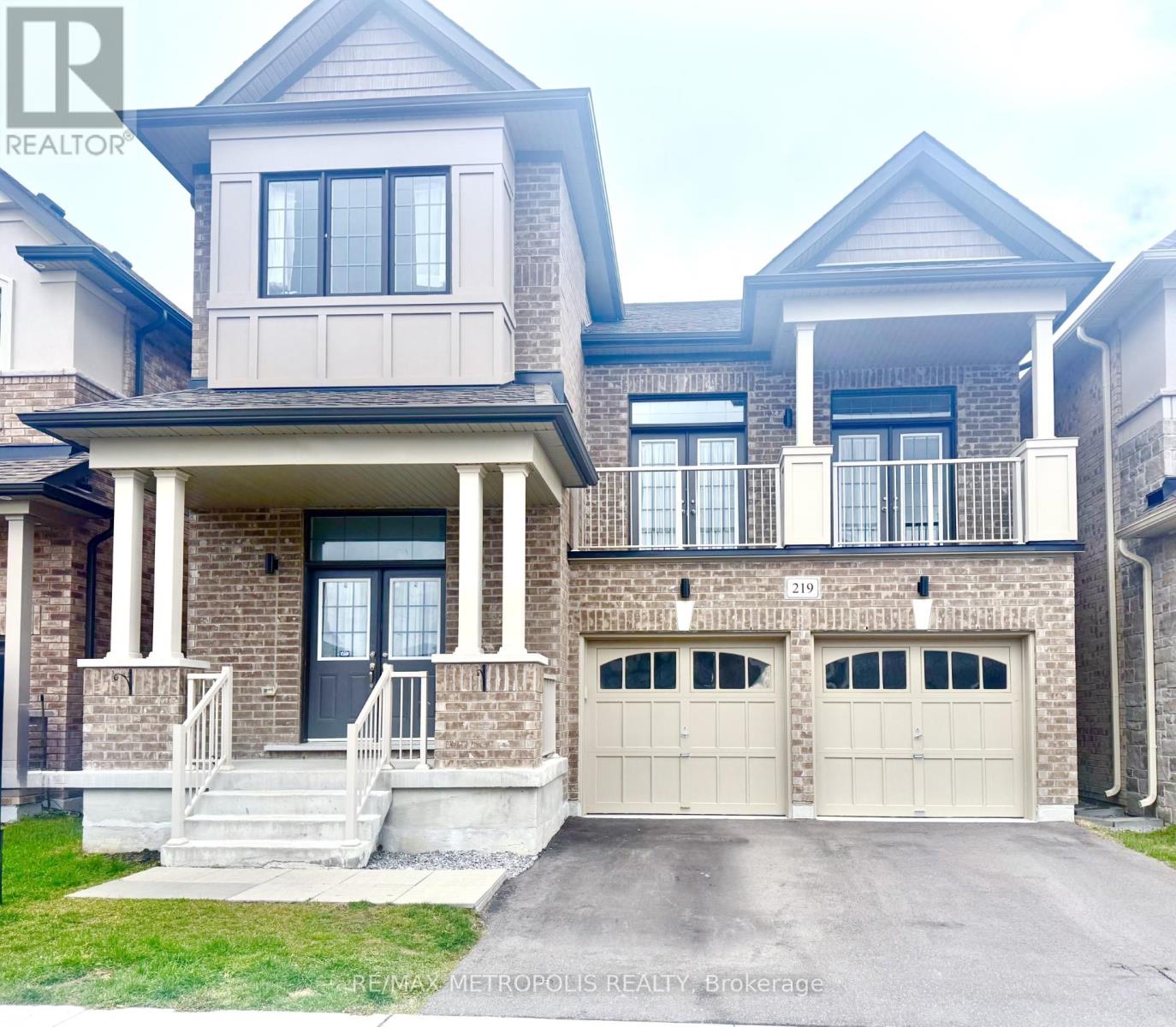 219 DOUG FINNEY STREET N, Oshawa, Ontario