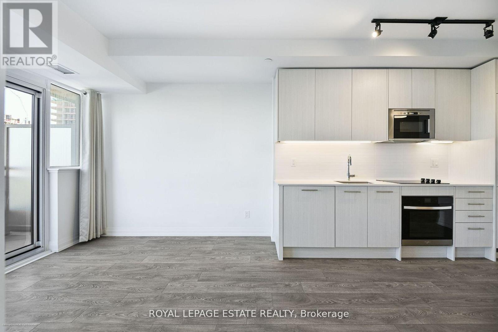 2206 - 286 Main Street, Toronto, Ontario  M4C 0B3 - Photo 10 - E12583066