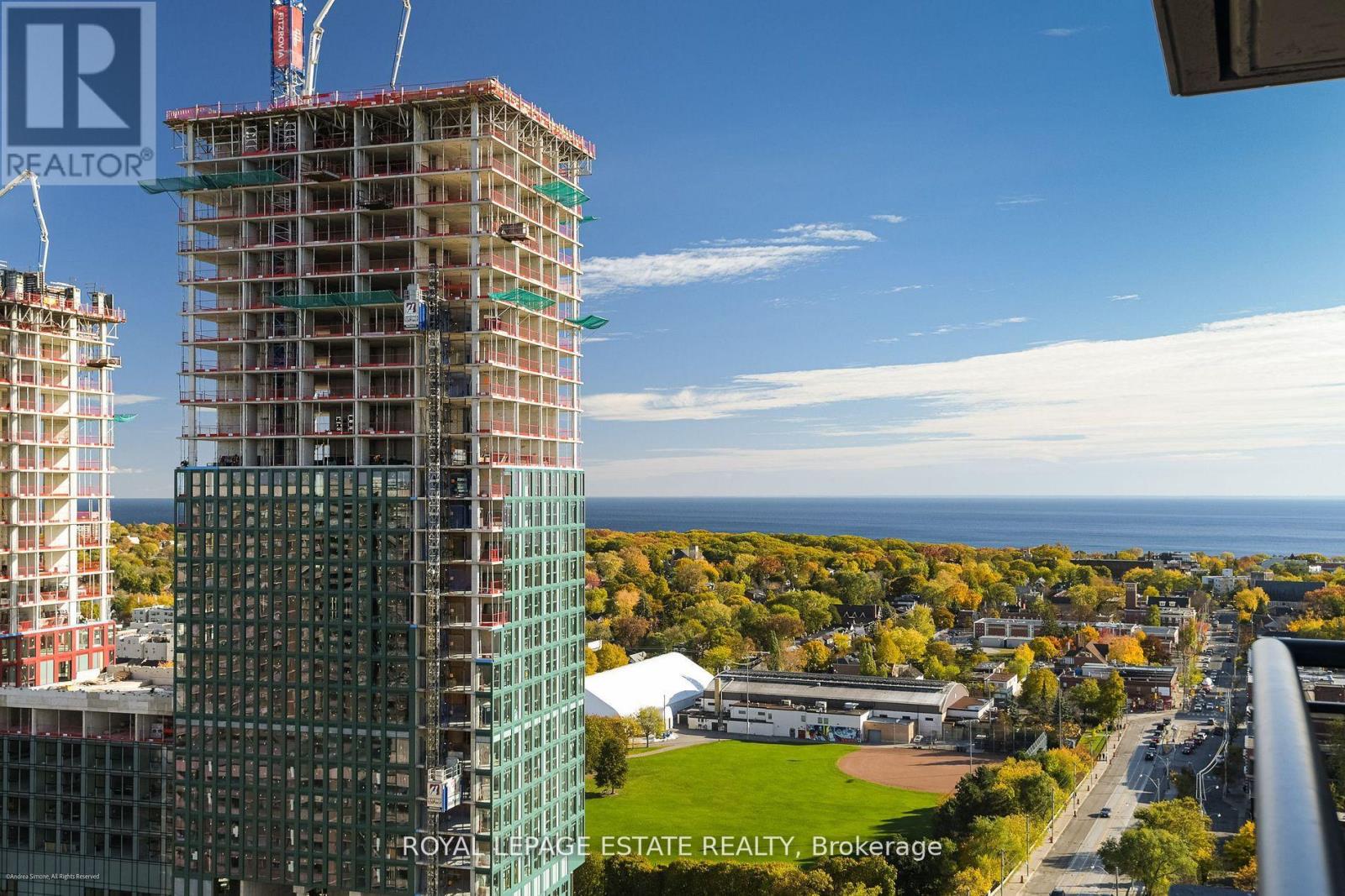 2206 - 286 Main Street, Toronto, Ontario  M4C 0B3 - Photo 19 - E12583066