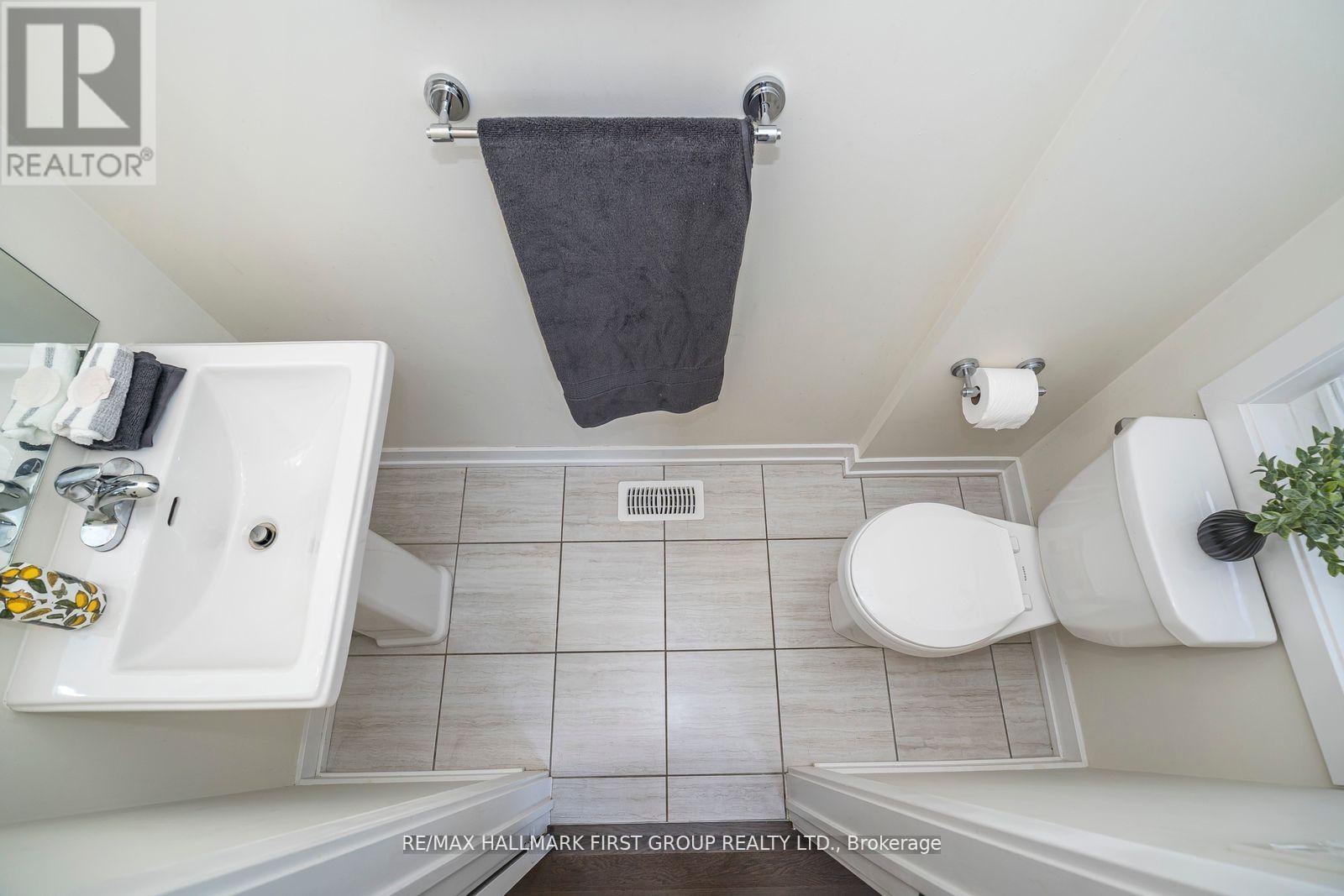 2519 Castlegate Crossing Drive, Pickering, Ontario  L1X 0H8 - Photo 19 - E12583094