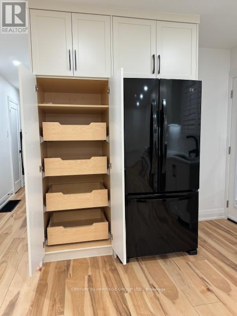 Main Floor - 464 Sandford Street, Newmarket, Ontario L3Y 4S7 - Photo 14 - N12583100