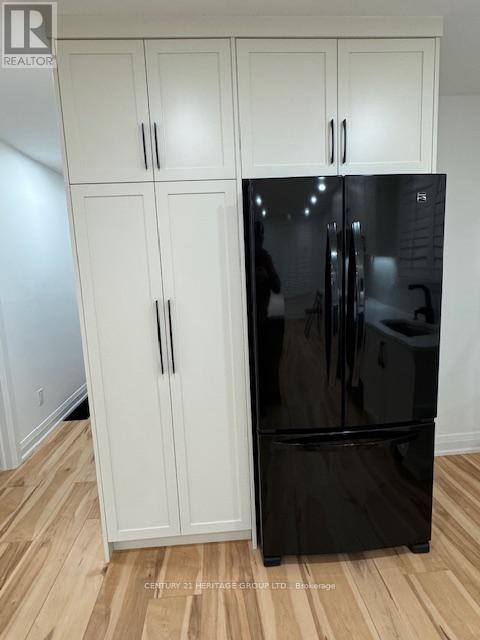 Main Floor - 464 Sandford Street, Newmarket, Ontario L3Y 4S7 - Photo 7 - N12583100