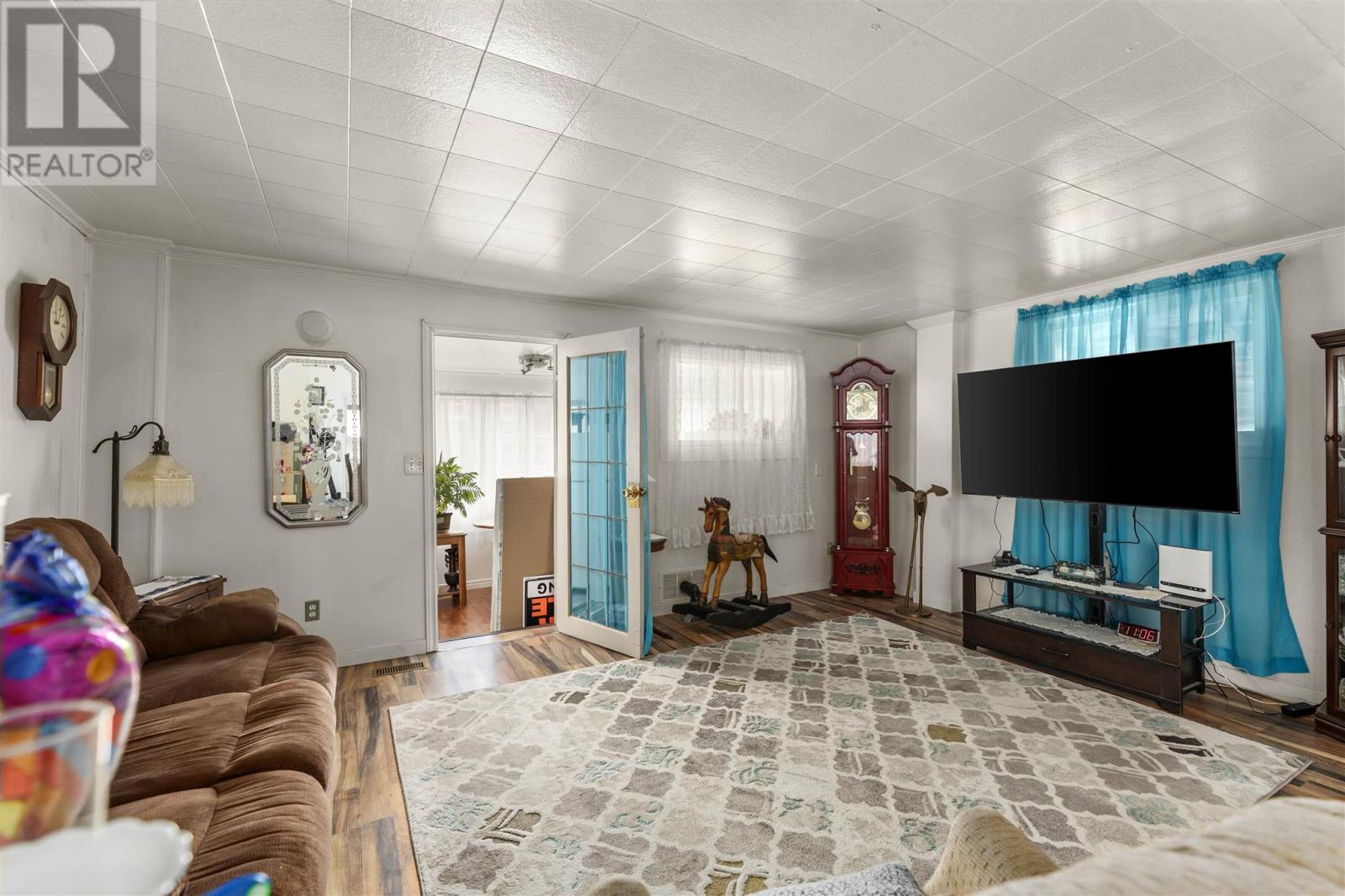 249 John St, Sault Ste. Marie, Ontario  P6A 1P4 - Photo 6 - SM253303