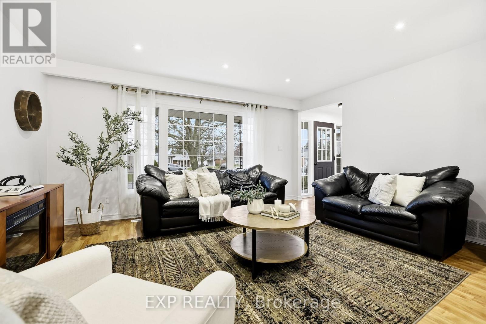 564 Sandmere Crescent, Cobourg, Ontario K9A 4R8 - Photo 9 - X12583156