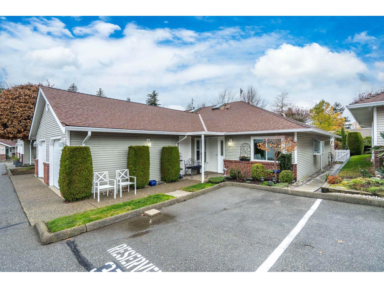 37 2081 Winfield Drive, Abbotsford, British Columbia  V3G 1C7 - Photo 3 - R3070225