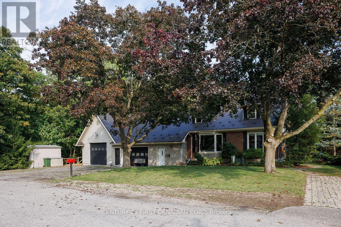 297 Alma Street, St. Thomas, Ontario  N5P 3B9 - Photo 3 - X12583164