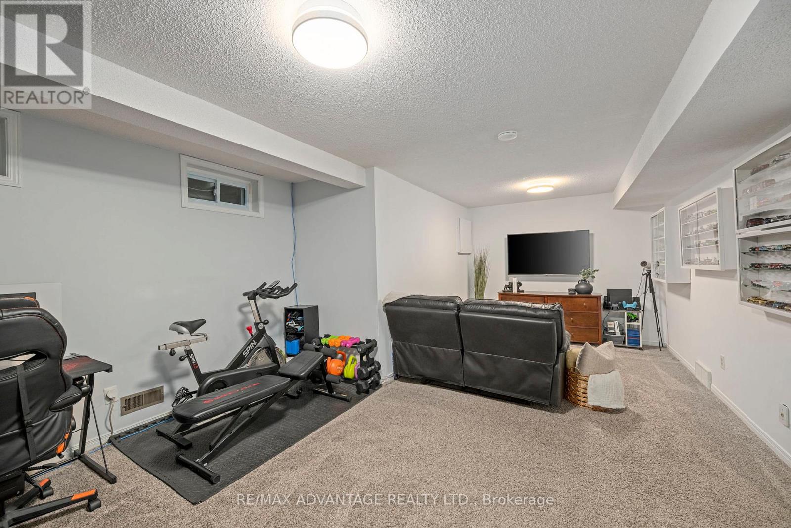 29 - 1845 Aldersbrook Road, London North, Ontario  N6G 4V9 - Photo 26 - X12583284