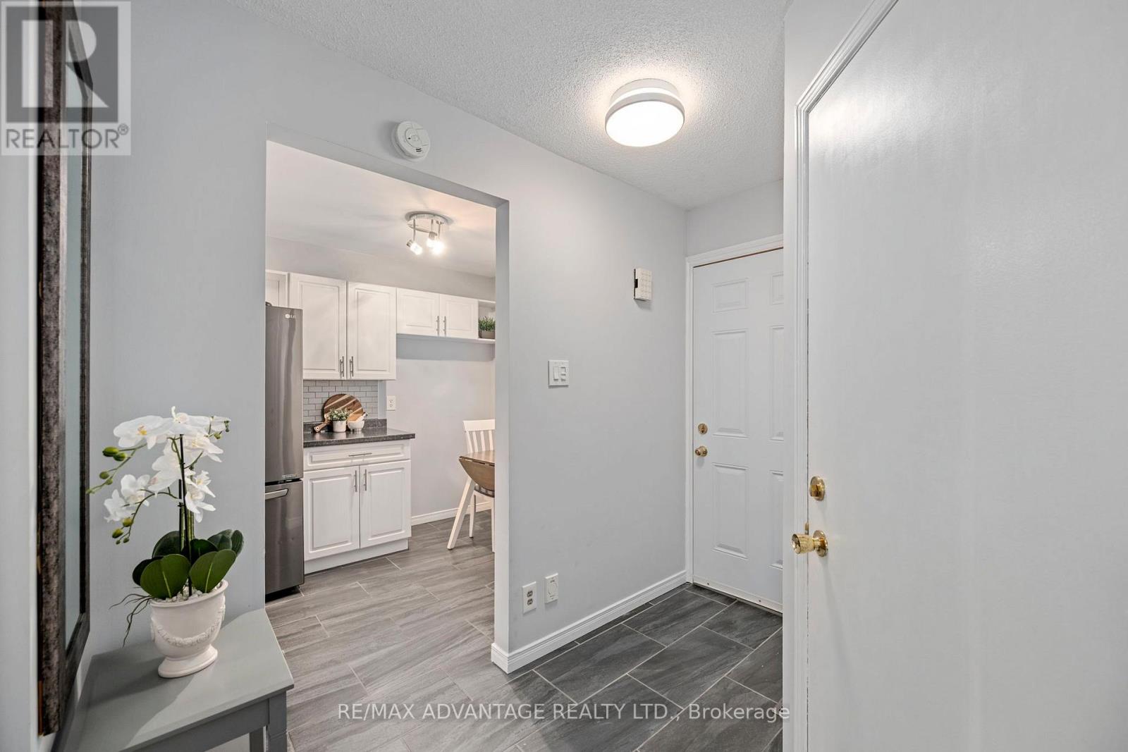 29 - 1845 Aldersbrook Road, London North, Ontario  N6G 4V9 - Photo 6 - X12583284