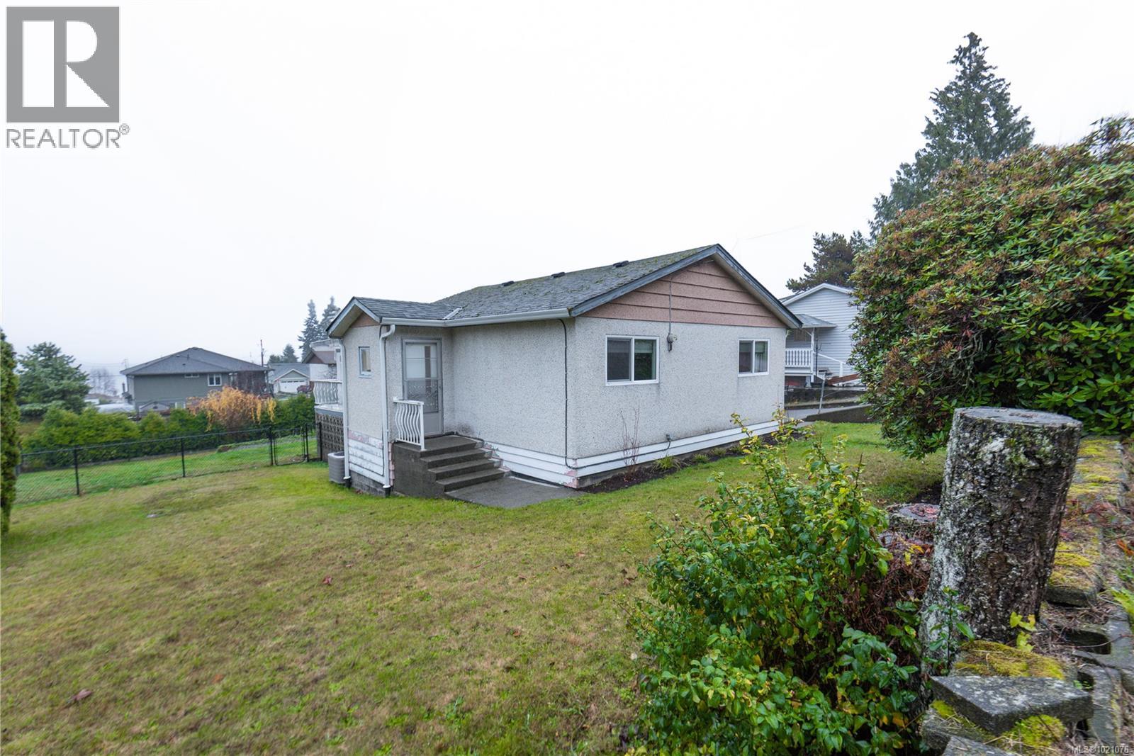 427 Davis Rd, Ladysmith, British Columbia  V9G 1V3 - Photo 28 - 1021076