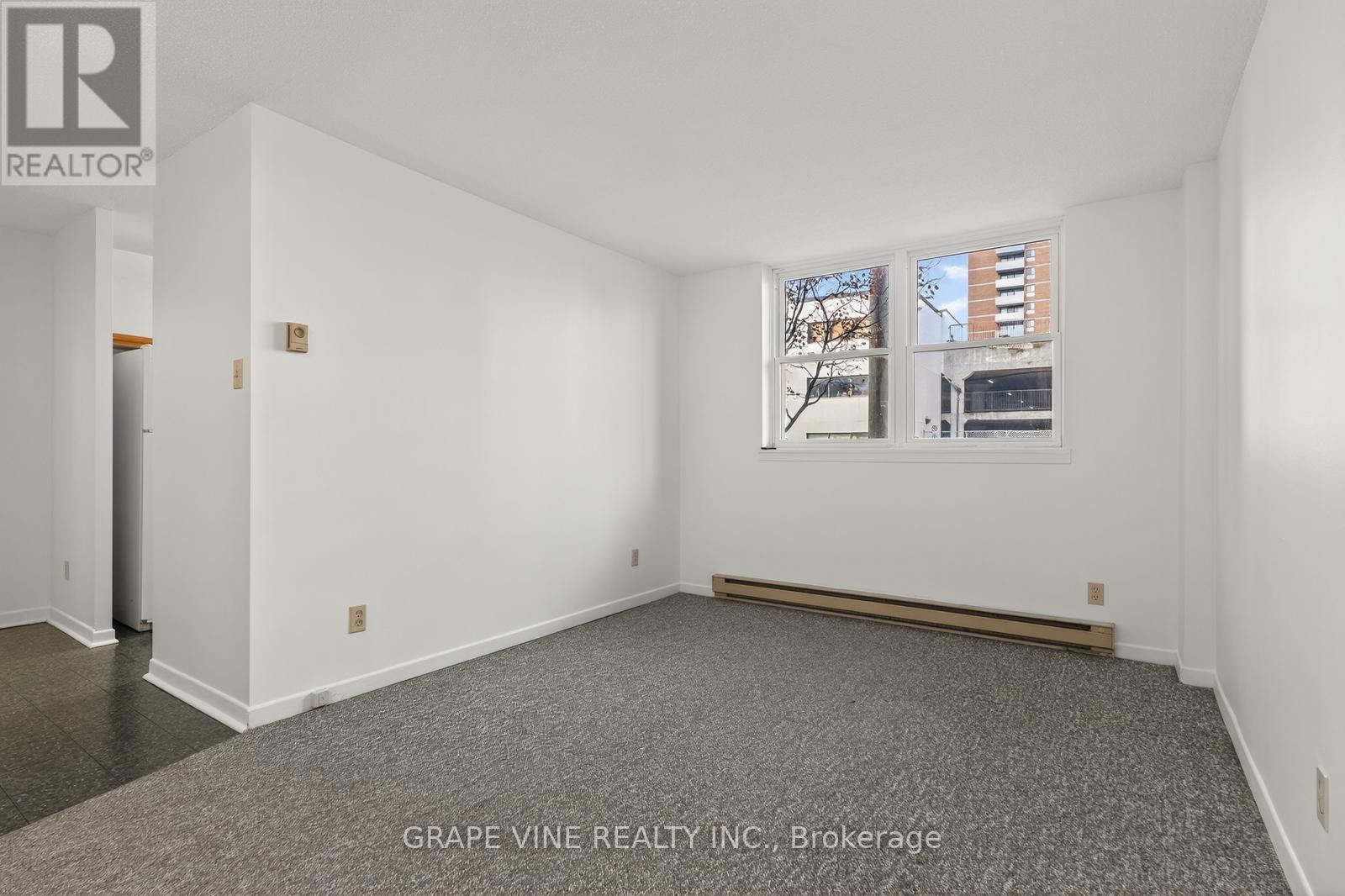 102 - 50 Burnside Avenue, Ottawa, Ontario  K1Y 2M2 - Photo 26 - X12583204