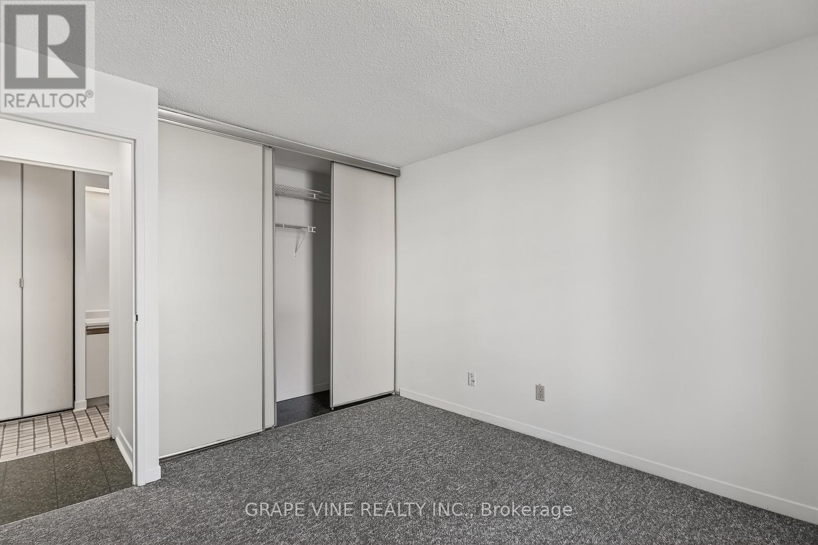 102 - 50 Burnside Avenue, Ottawa, Ontario  K1Y 2M2 - Photo 30 - X12583204