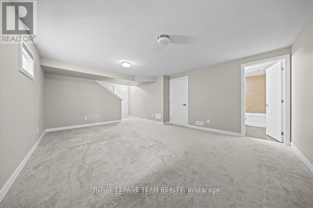 426 Epoch Street, Ottawa, Ontario  K2J 6X7 - Photo 28 - X12583208