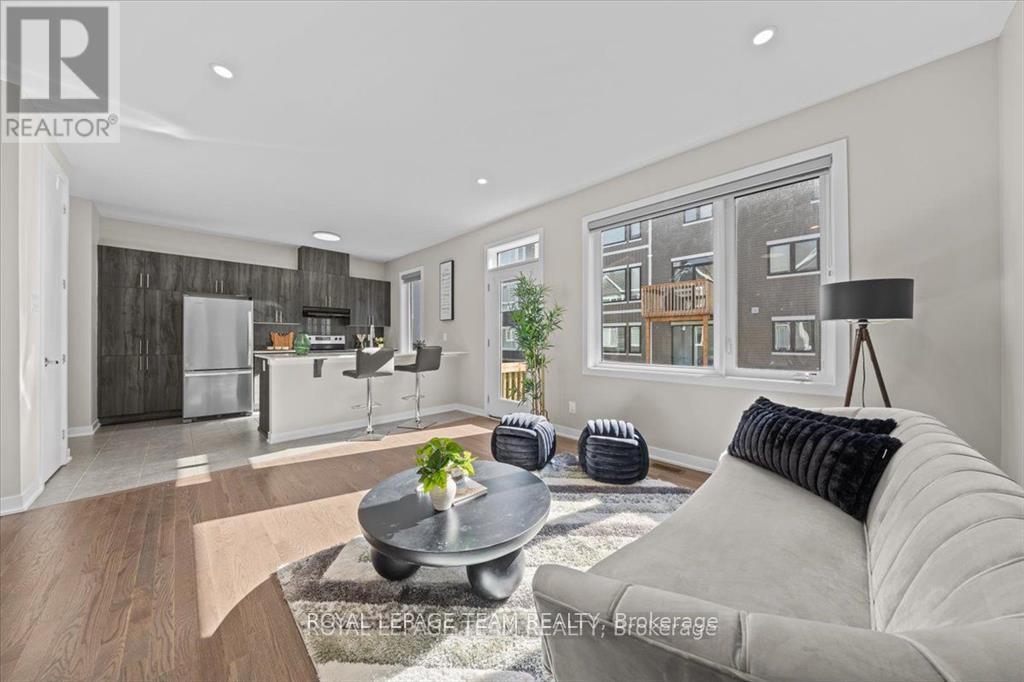 426 Epoch Street, Ottawa, Ontario  K2J 6X7 - Photo 9 - X12583208