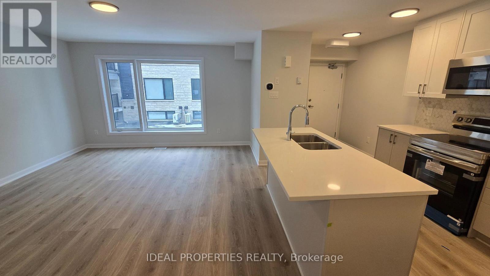 16 - 701 Glenroy Gilbert Drive, Ottawa, Ontario K2J 7N8 - Photo 4 - X12583220