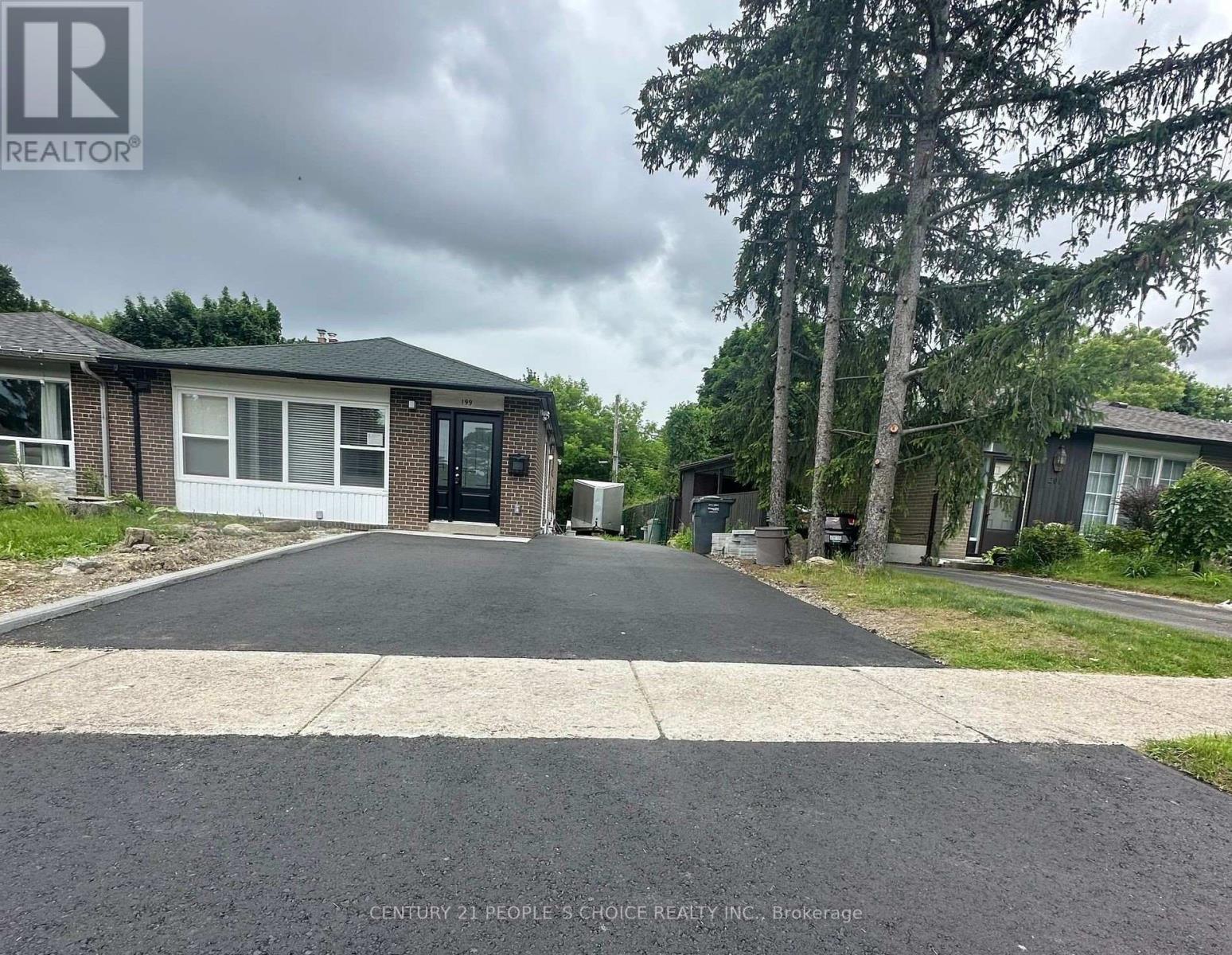 UNIT 2 - 199 AVONDALE BOULEVARD, Brampton, Ontario