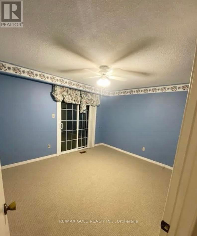 30 Blackthorn Lane, Brampton, Ontario  L6V 3K8 - Photo 22 - W12583072