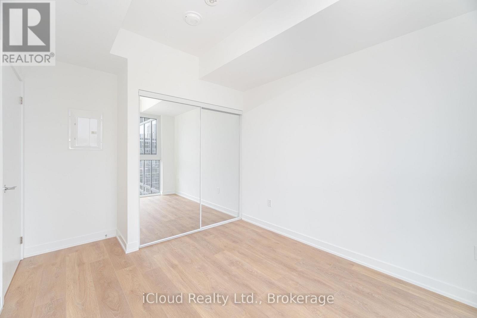 719 - 1037 The Queensway, Toronto, Ontario M8Z 6C7 - Photo 21 - W12583080