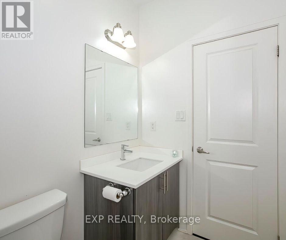 177 Sabina Drive, Oakville, Ontario  L6H 0W3 - Photo 12 - W12583106