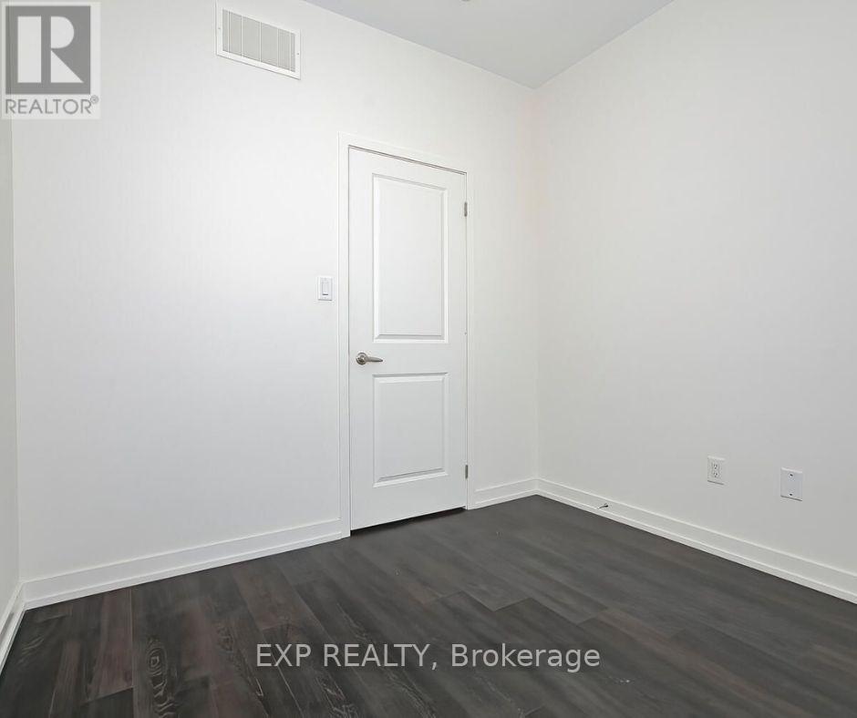 177 Sabina Drive, Oakville, Ontario  L6H 0W3 - Photo 16 - W12583106