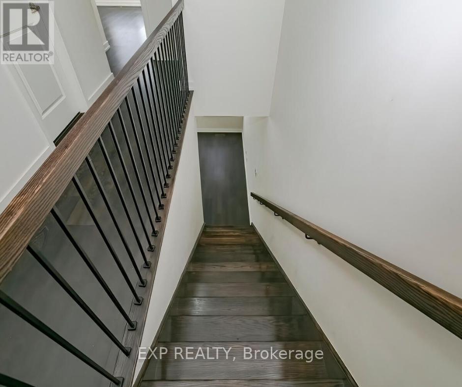 177 Sabina Drive, Oakville, Ontario  L6H 0W3 - Photo 24 - W12583106