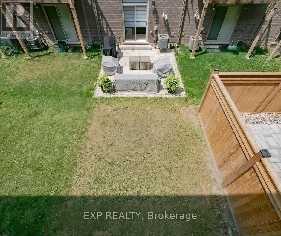 177 Sabina Drive, Oakville, Ontario  L6H 0W3 - Photo 8 - W12583106